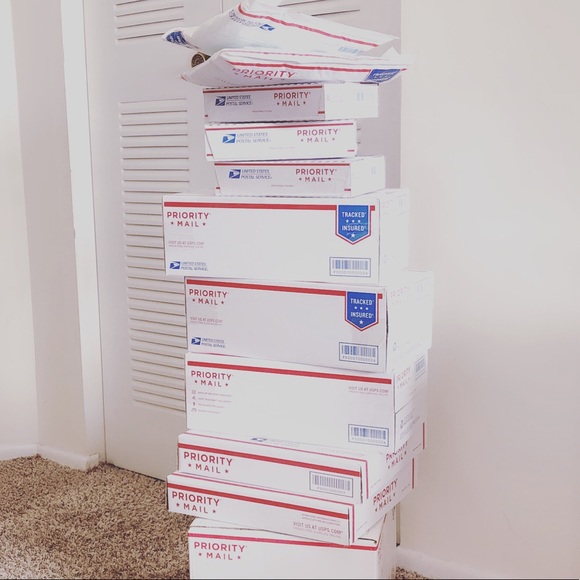 FREE SHIPPING ON ORDERS $25 + - Picture 13 of 16